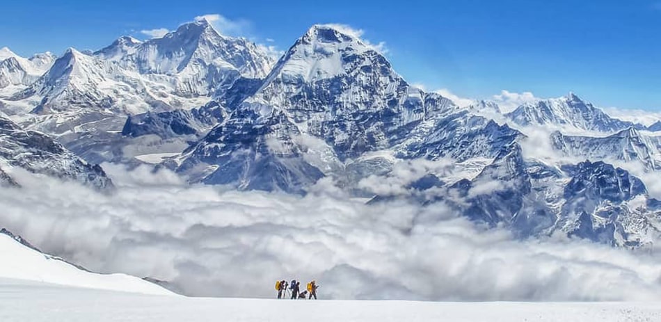 Best Time Trek Makalu Base Camp