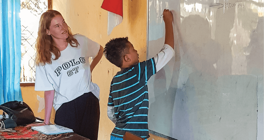 Teaching Volunteer Program in Lovina - Bali