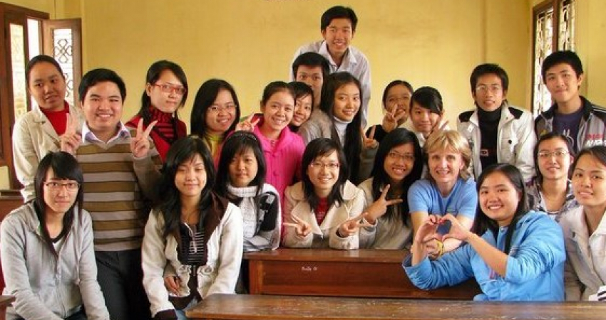 Volunteer as an English Teacher in Vietnam