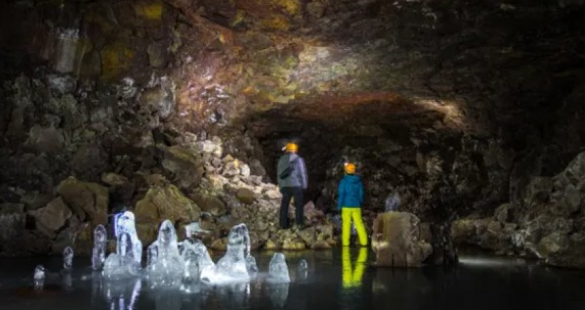 Lofthellir Ice Cave Tour from Lake Mývatn