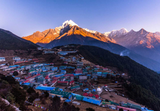 Everest Base Camp Luxury Trek – 14 Days