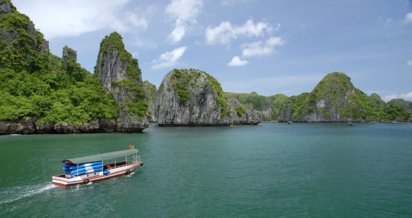 Private tours, custom tours, personalized guided tours in Vietnam