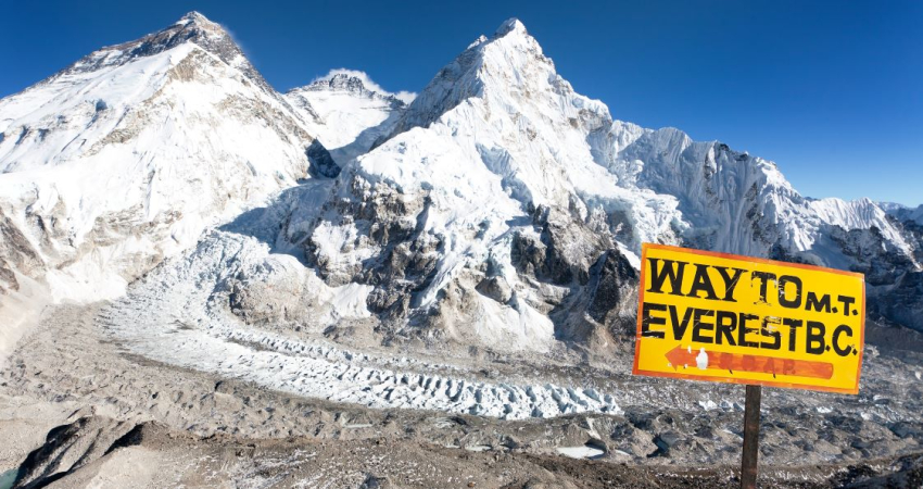 14-Day Everest Base Camp Trek: Watch Everest Up-Close