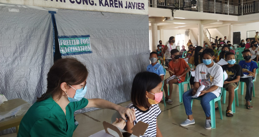 Volunteer in a Rural Health Clinic in the Philippines