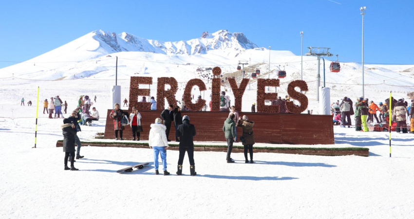 2 Days Winter Red and Kayseri Erciyes Ski Tour