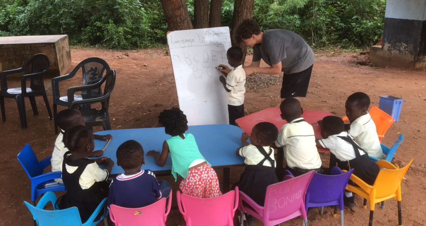 Childcare/Teaching Volunteer Project in Ghana